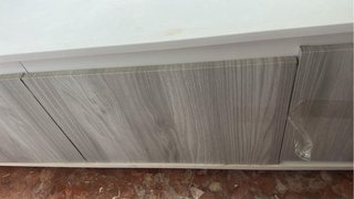 Mueble TV blanco y gris