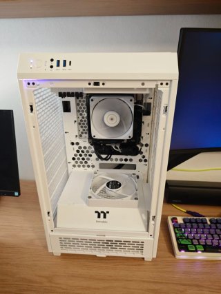 PC itx Minisforum Ryzen 7 7745HX 32GB DDR5