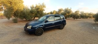 KIA Carens 2004
