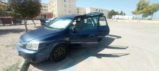 KIA Carens 2004