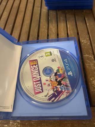 Lote 4 Juegos PS4: Just Dance 2019/2018, Let's Sin