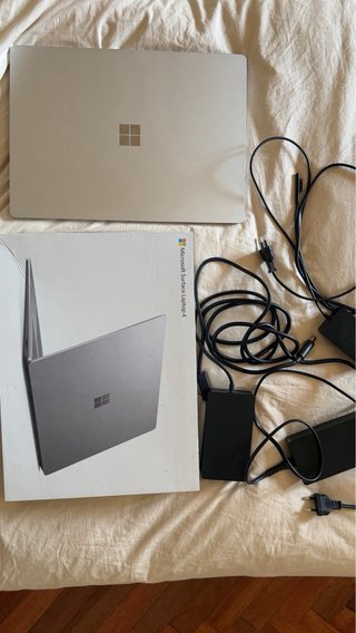 Microsoft Surface Laptop 4 (15) + Dock 2