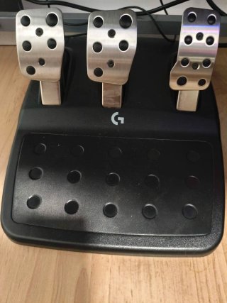 Volante Logitech G923 + Pedales