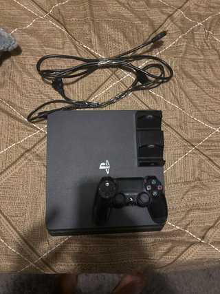 Consola PS4 (PlayStation 4) Preta