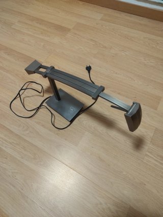 LAMPARA ESCRITORIO AJUSTABLE