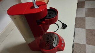 Cafetera Bosch Gustino Roja