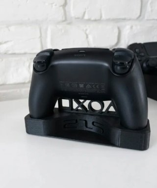 Soporte Mando PS5 Negro y Rojo