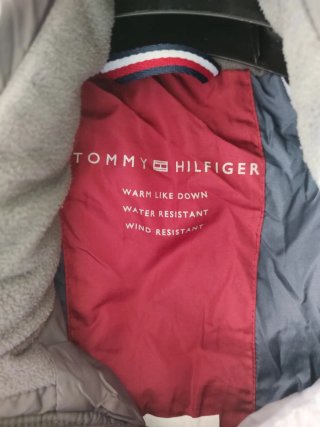 Chaqueta acolchada Tommy Hilfiger (S-M)