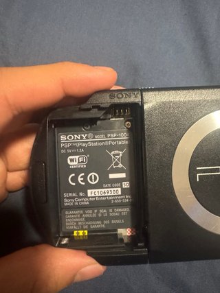 PSP 1004 + 64GB + juegos + accesorios