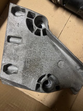 Supporto Motore Alluminio Staffa VW Audi Golf 6 A3