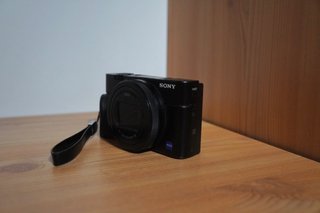 Sony RX100 Mark IV (M6)