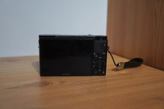 Sony RX100 Mark IV (M6)
