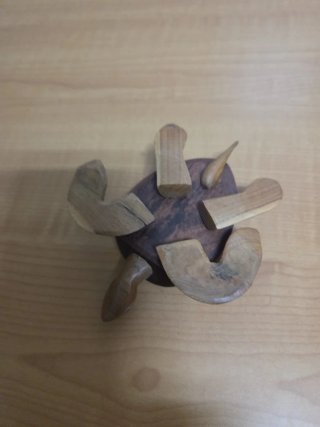 Figura de Tortuga de Madera