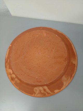 Prato de cerâmica decorativo