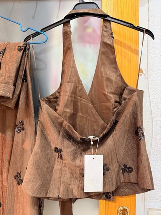 Conjunto Blusa y Pantalón Bordado
