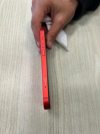 iPhone 12 mini rojo