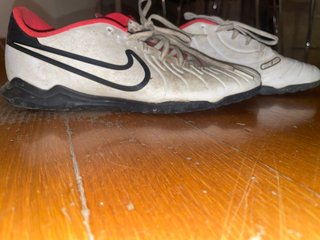 Scarpe Nike da calcio bianche e rosse
