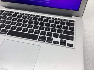 portatil apple apple macbook core i5 1.3 12 (2017) (a1534)