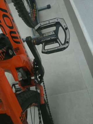 Bicicleta Mondraker Naranja