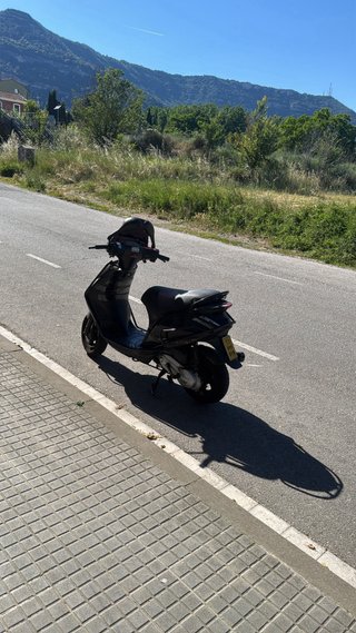 Piaggio Zip 50 Negra