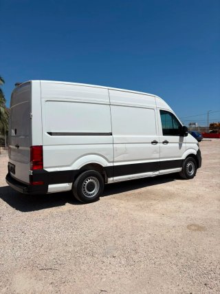 VOLKSWAGEN CRAFTER 2.0 TDI 140CV FURGON MEDIO L3H2
