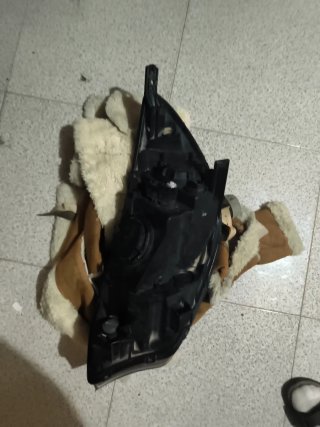 Faro Kia Rio