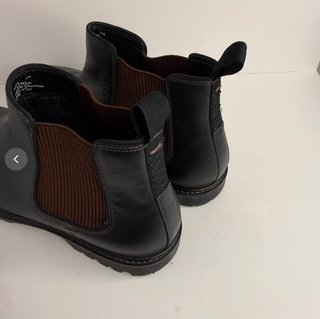 Botines Chelsea piel negra
