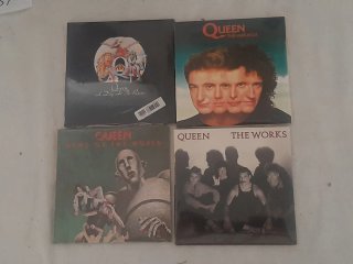 Queen Colección Completa CDs y DVD.