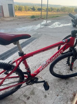 Bicicleta Megamo Roja