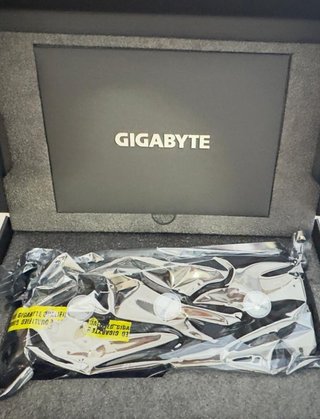 Tarjeta Gráfica Gigabyte NVIDIA  RTX 3070Ti 8GB