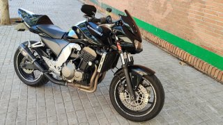Kawasaki Z750 Naked Negra 2006