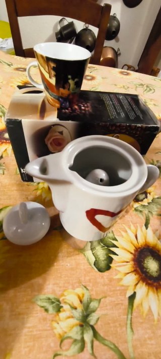Caffettiera Moka con Cuore Rosso