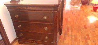 Cómoda secreter de madera