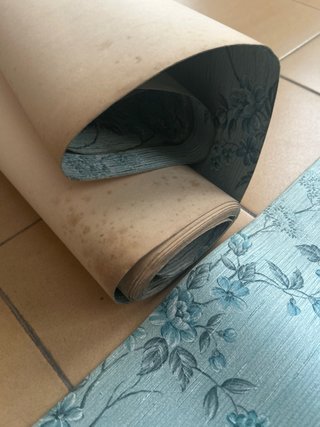 Papel de empaperlar antiguo floral