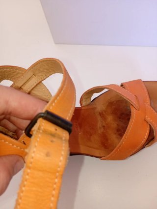 Sandalo in pelle arancio n.38