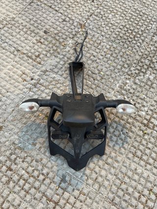Portamatriculas Yamaha R1 (09-14)