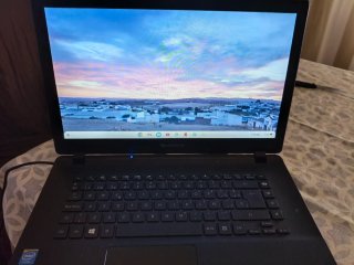 Packard Bell Portátil 15 sin batería