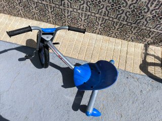 Triciclo Razor Azul