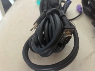Cavo KVM con connettori PS/2 e VGA