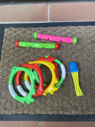 Juguetes de agua para piscina