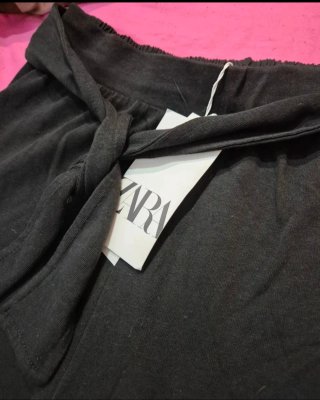 Pantalón ancho Zara negro Talla M