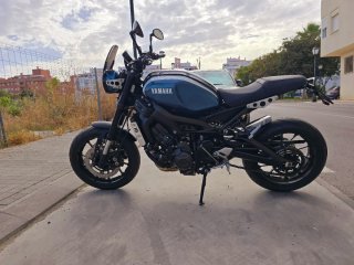 Yamaha XSR900 Negra - Como Nueva