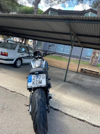 Yamaha XSR900 Negra - Como Nueva