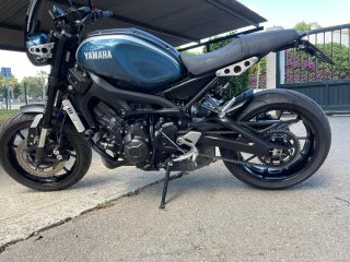 Yamaha XSR900 Negra - Como Nueva