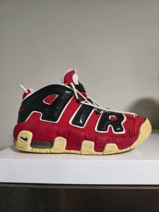 Nike Air More Uptempo Rojo Negro