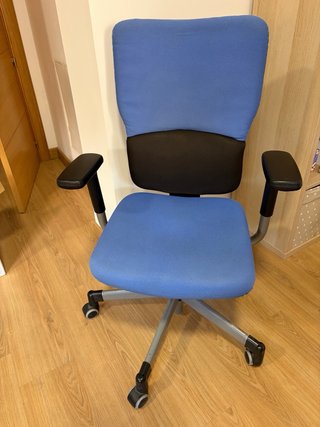 Silla de oficina Steelcase Let's B azul