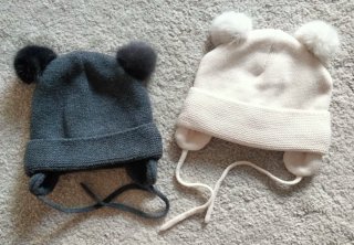 Gorros de invierno con pompones