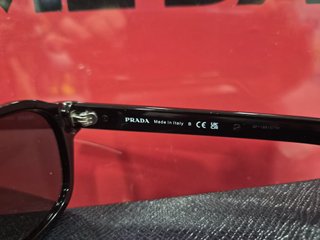 Gafas de Sol Prada PR A16S Black, Nuevas.
