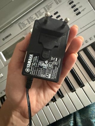 Teclado Yamaha YPT-340