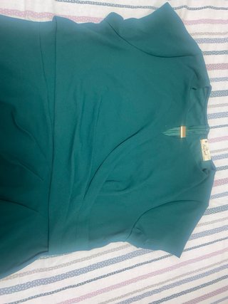 Vestido verde cruzado
